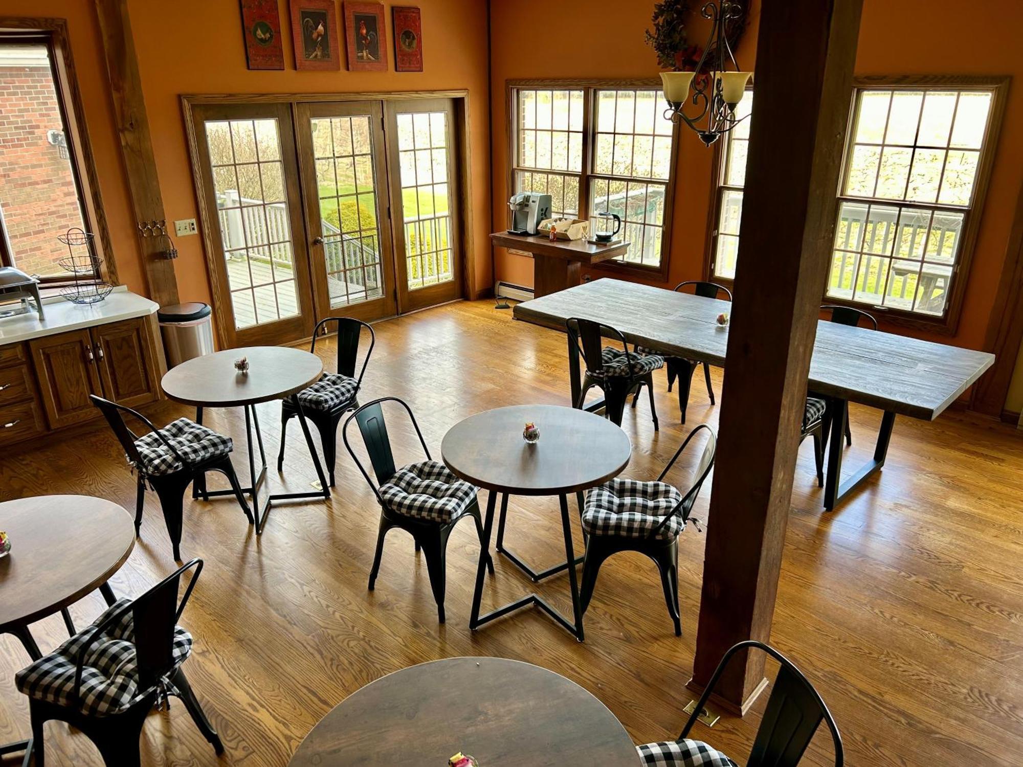 Warner-Concord Farms Bed & Breakfast Geneva 外观 照片